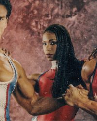 Cơ Bắp Và Bê Bối: Câu Chuyện Của American Gladiators